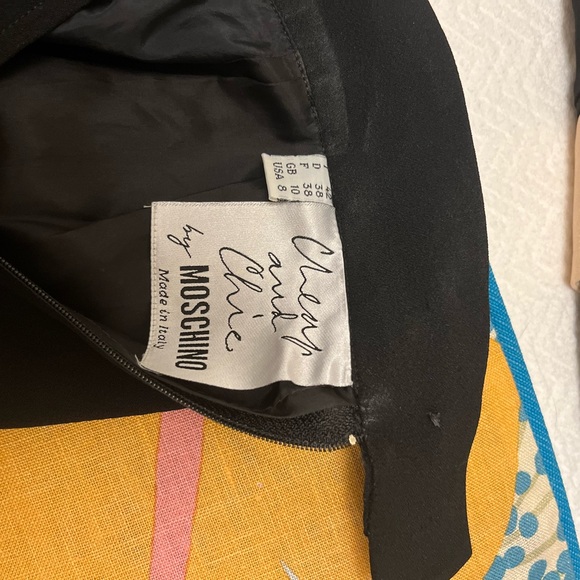 Vintage Moschino cheap and chic suit/ women’s blazer and skirt - Picture 12 of 15